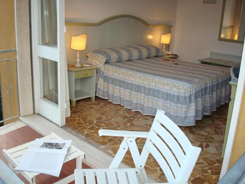 Hotel Villa Rona Форте-деи-Марми Экстерьер фото